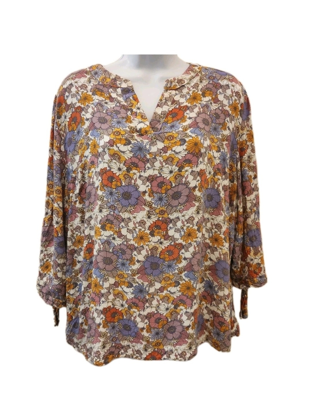 Jones New York 3/4 Sleeve Ditsy Floral V-Neck Blouse in Cream, Purple, Orange 1X